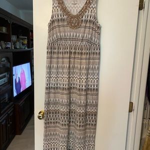 Sonoma dress size large.